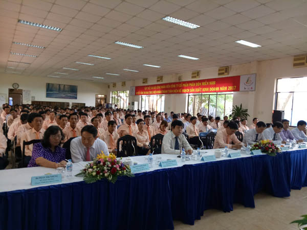 Hướng dẫn Đánh giá, phân loại thi đua công đoàn năm 2017