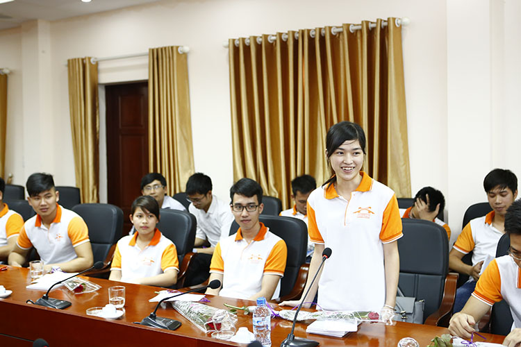 Em muốn hỏi về cuộc thi OLYMPIC cơ học