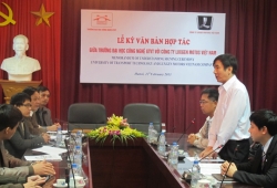 Lễ ký văn bản hợp tác giữa Trường Đại học Công nghệ GTVT và công ty Luxgen motors Việt Nam