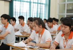 Thông báo Tuyển sinh các lớp đào tạo bằng tiếng nước ngoài năm 2015
