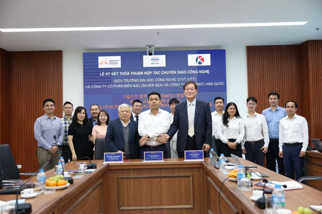 UTT Signs Cooperation Agreement with Korea National University of Transportation and Korean Education Representative Office to Promote High-Quality International Human Resource Training
