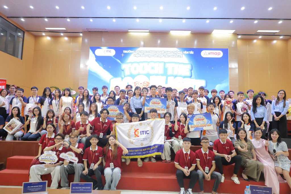 Welcome Day K77 and English Festival 2026 - Connecting Students and Enhancing Foreign Language Experience