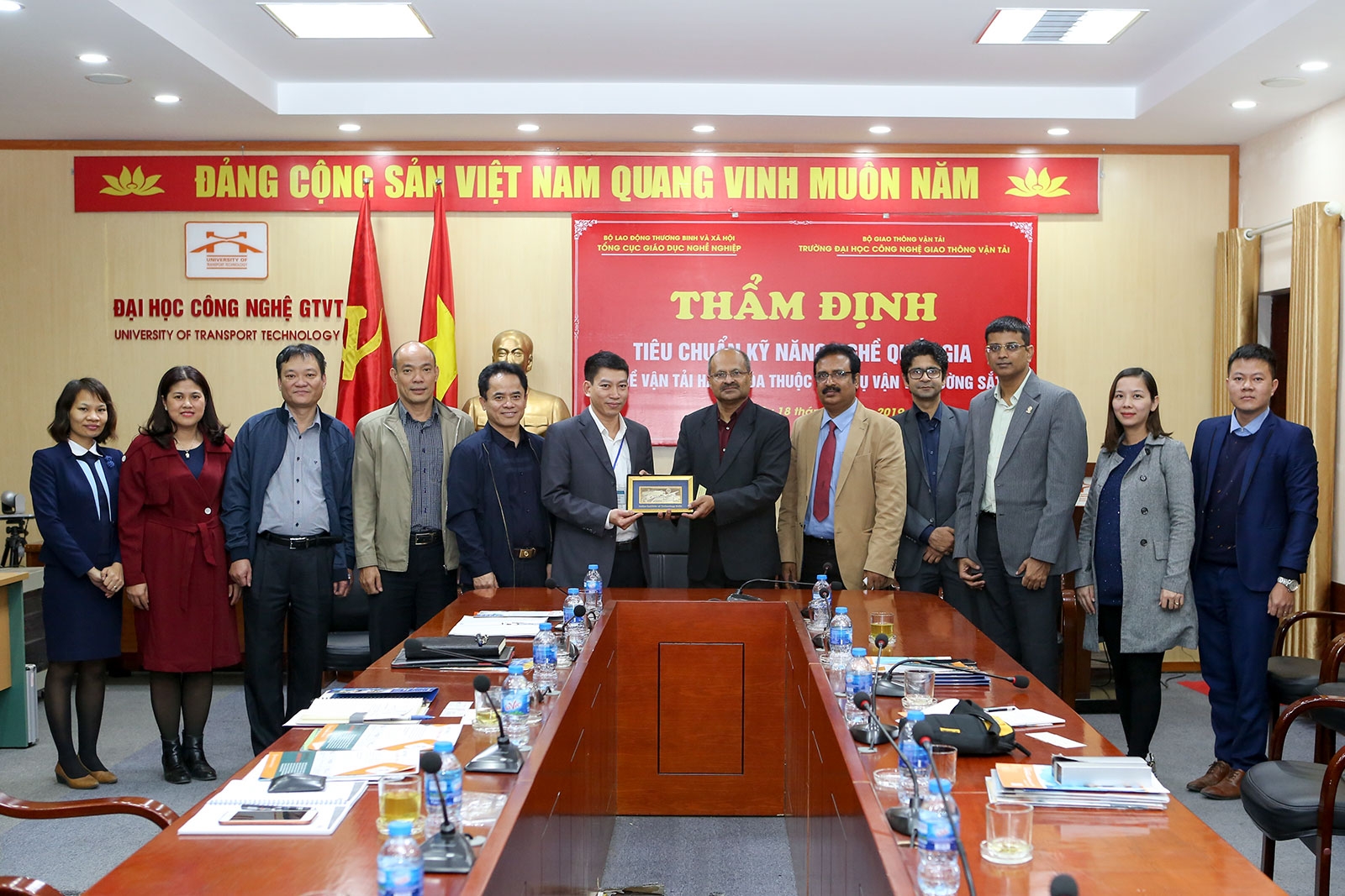 Trường Đại học Công nghệ GTVT tiếp và làm việc với Viện Công nghệ Ấn Độ