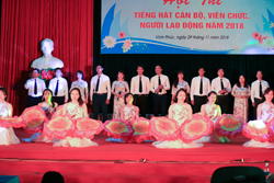Hội thi tiếng hát cán bộ, viên chức, người lao động Trường Đại học Công Nghệ GTVT năm 2018