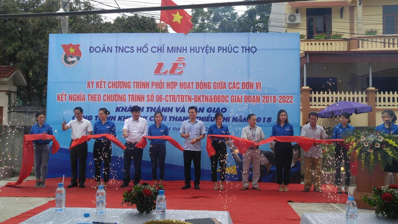 Lễ ký kết chương trình 06 Đoàn thanh niên trường Đại Học CN GTVT với Huyện Đoàn Phúc Thọ