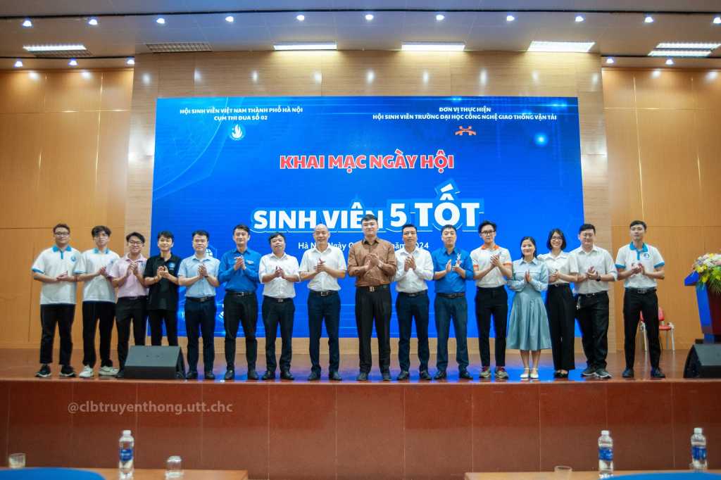 Khai mạc Ngày hội sinh viên 5 tốt Trường Đại học Công nghệ GTVT