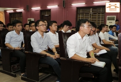 Thông báo Phân công nhiệm vụ xây dựng và báo cáo các nội dung giảng dạy trong tuần sinh hoạt công dân đầu khoá đối với các lớp sinh viên khoá 66