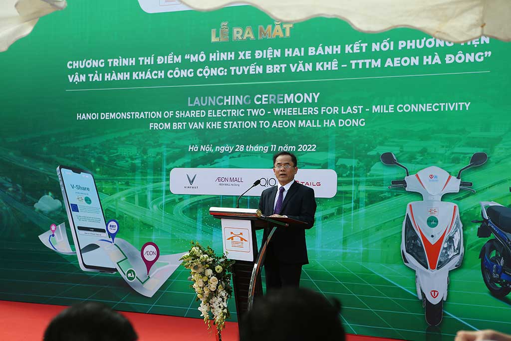 Lễ ra mắt chương trình thí điểm Mô hình xe điện hai bánh kết nối phương tiện vận tải hành khách công cộng tại Hà Nội