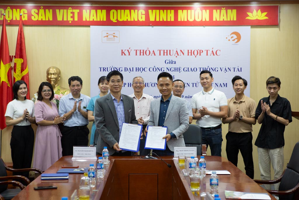Trường ĐH Công nghệ GTVT ký thỏa thuận hợp tác với Hiệp hội thương mại điện tử Việt Nam