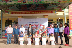 Tổng kết chương trình Quyên góp tặng quà học sinh và đồng bào có hoàn cảnh khó khăn tại xã Lùng Sui, huyện Si Ma Cai, tỉnh Lào Cai