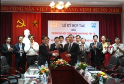 Lễ ký thỏa thuận hợp tác giữa Trường Đại học Công nghệ GTVT và Viện KH-CN GTVT