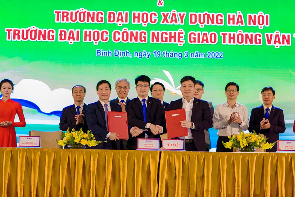Trường ĐH Công nghệ GTVT ký thỏa thuận hợp tác đào tạo nguồn nhân lực với Tập đoàn Đèo Cả