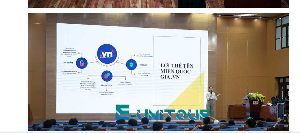 Sinh viên UTT với E-UNITOUR 2023: “Xu hướng mới trong kinh doanh số và cơ hội cho sinh viên”