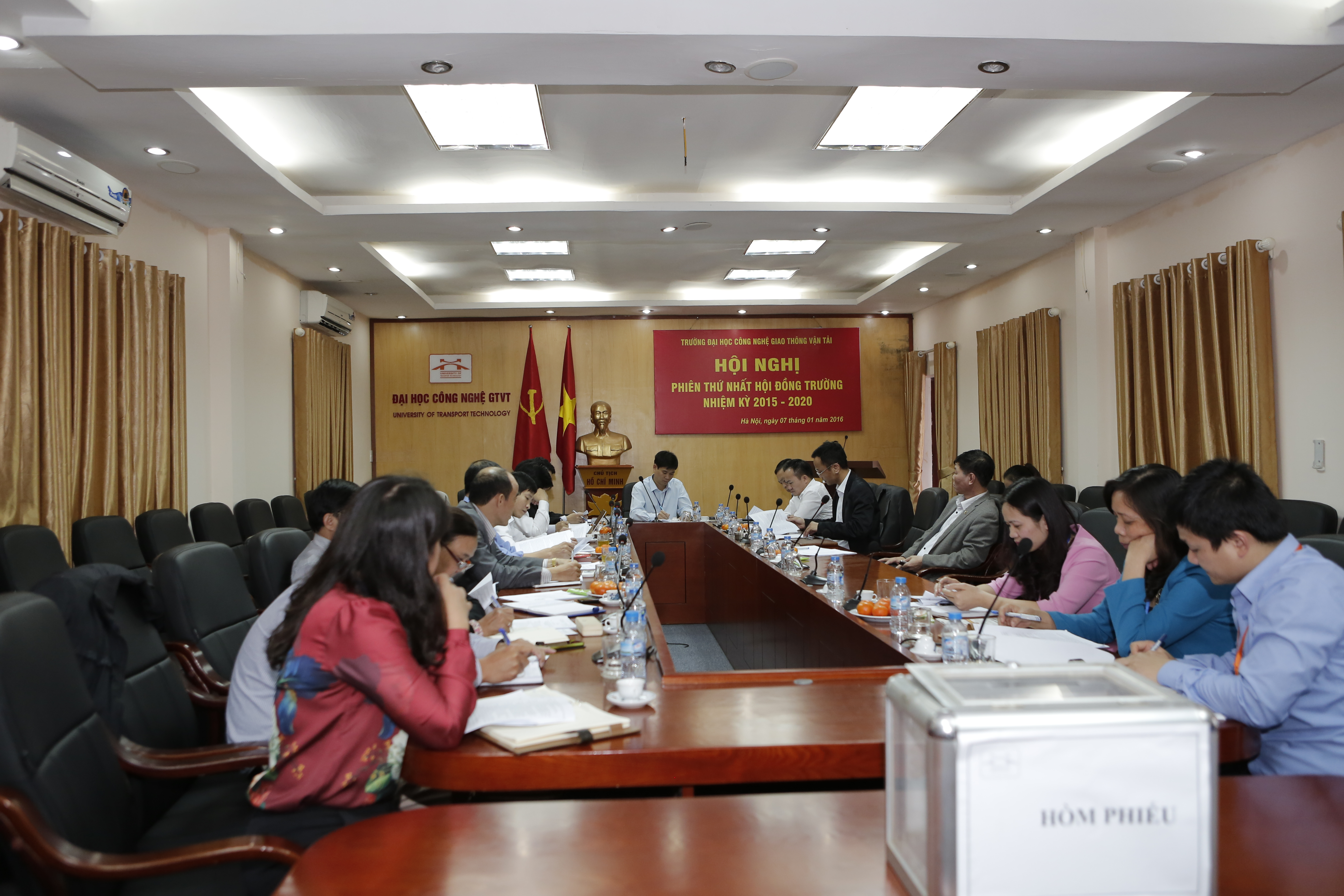 Chương trình Hội nghị phiên thứ nhất Hội đồng trường nhiệm kỳ 2015-2020