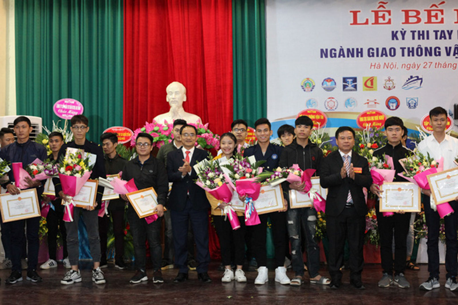 Sinh viên UTT đạt thành tích cao tại Kỳ thi tay nghề ngành Giao thông vận tải năm 2019
