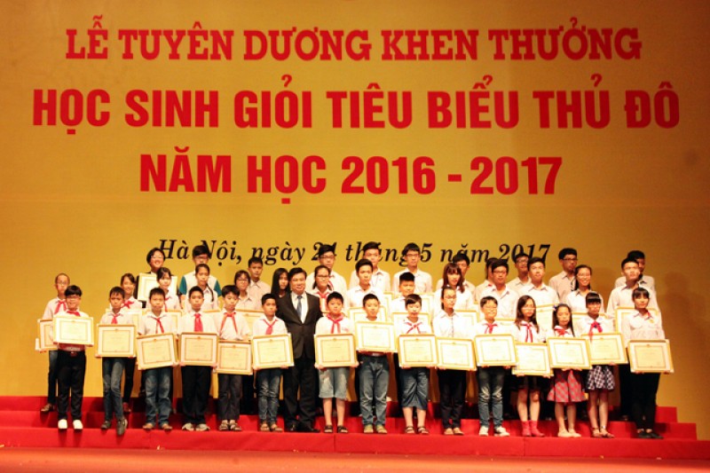 Kế hoạch Tổ chức gặp mặt và tuyên dương khen thưởng các cháu học sinh đạt thành tích xuất sắc trong năm học 2016-2017
