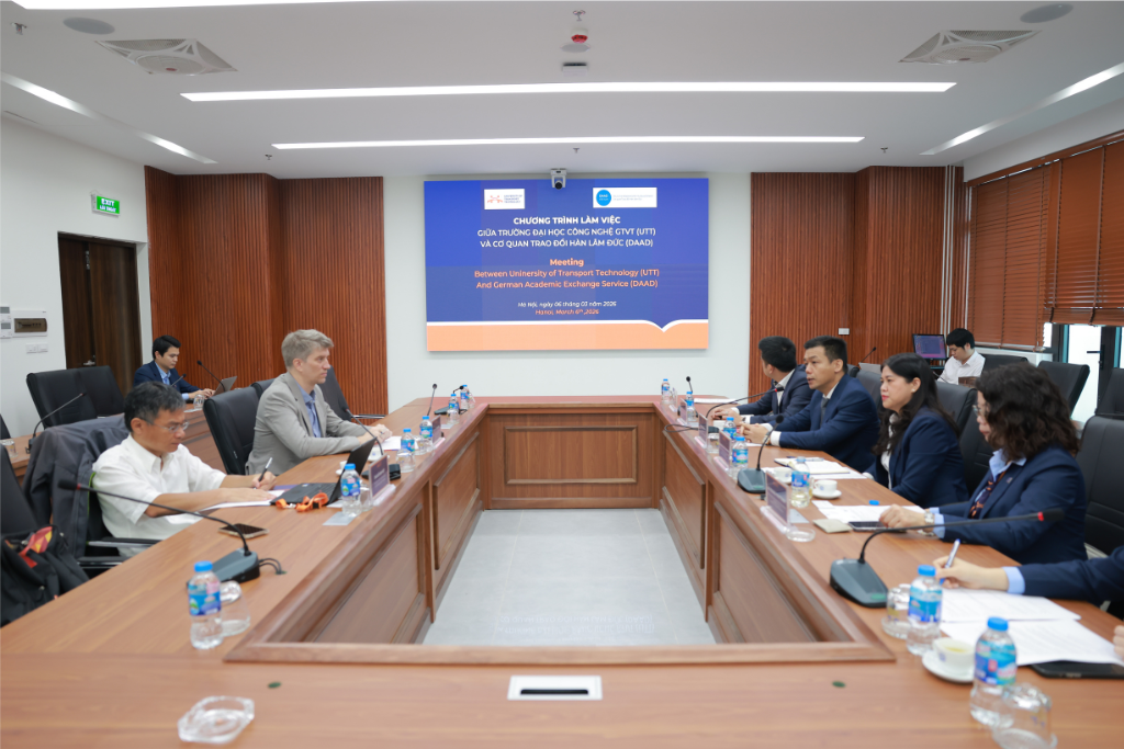 University of Transport Technology Hosts Delegation from the German Academic Exchange Service (DAAD)
