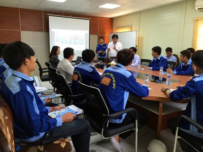 Chương trình Company Tour cho sinh viên ngành Máy xây dựng